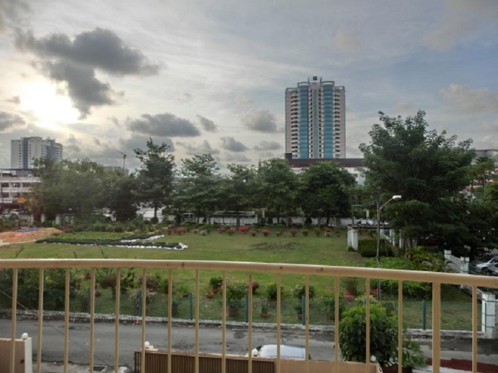The Garden Inn Miri Room photo