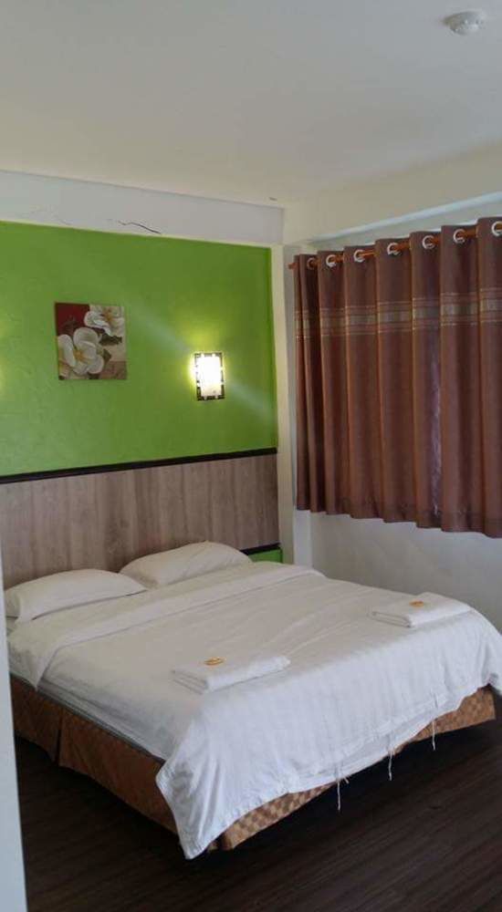 The Garden Inn Miri Exterior photo
